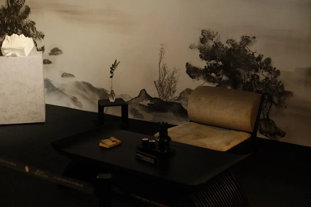 羽绒服高蓬松度羽绒填充技术对比与保暖性能分析